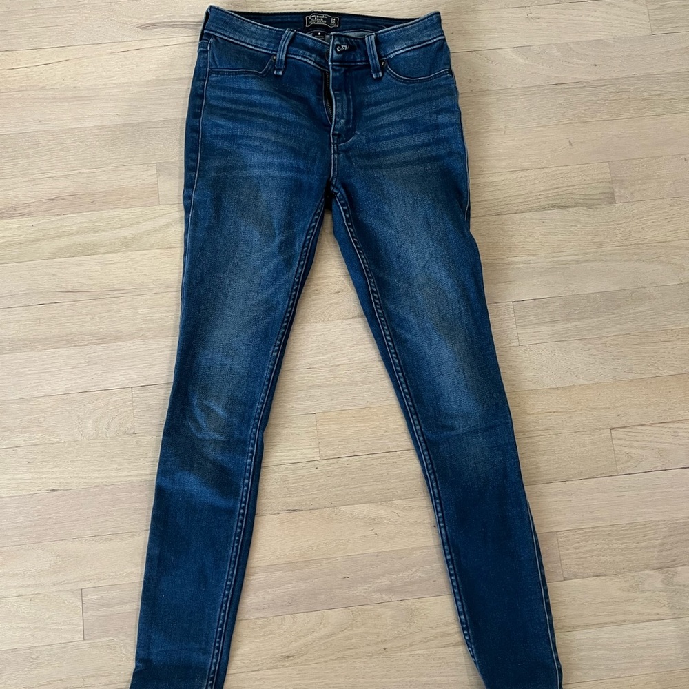 Abercrombie low rise jeggings